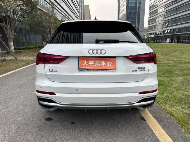 Audi Q3 — Фото автомобиля 5