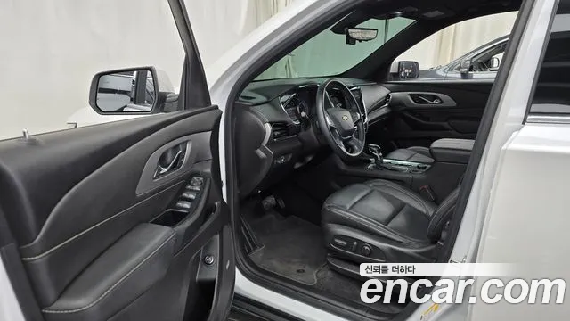 ChevroletGMDaewoo Traverse Traverse 3.6 AWD LT Leather Premium — Фото автомобиля 10