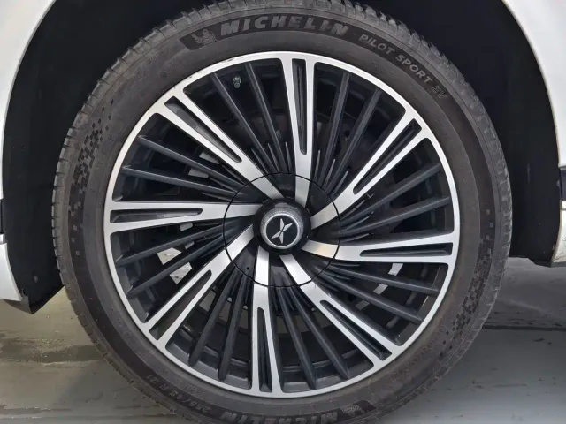 Xpeng G9 — Фото автомобиля 17