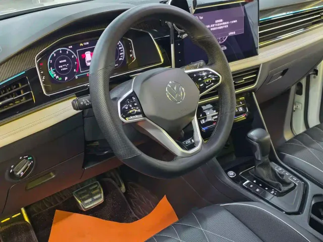 Volkswagen Tiguan L — Фото автомобиля 8