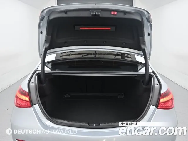 Mercedes-Benz C-Class — Фото автомобиля 19