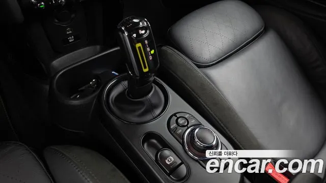 MINI Cooper Cooper Electric — Фото автомобиля 9