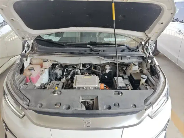 BYD Yuan Pro — Фото автомобиля 19