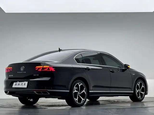 Volkswagen Magotan — Фото автомобиля 8