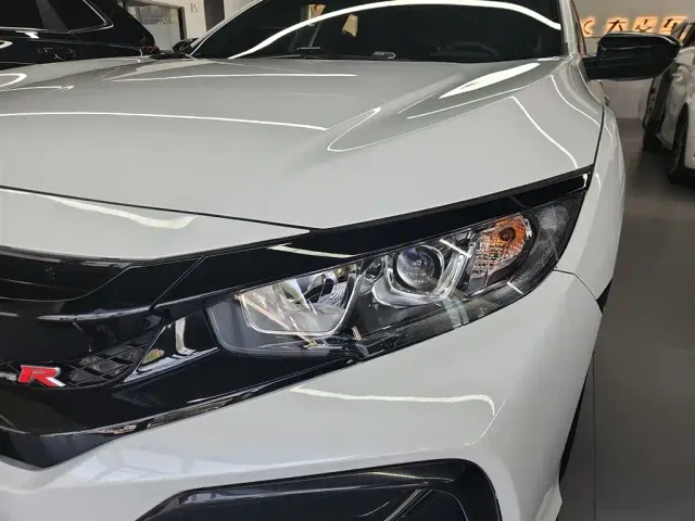 Honda Civic — Фото автомобиля 2