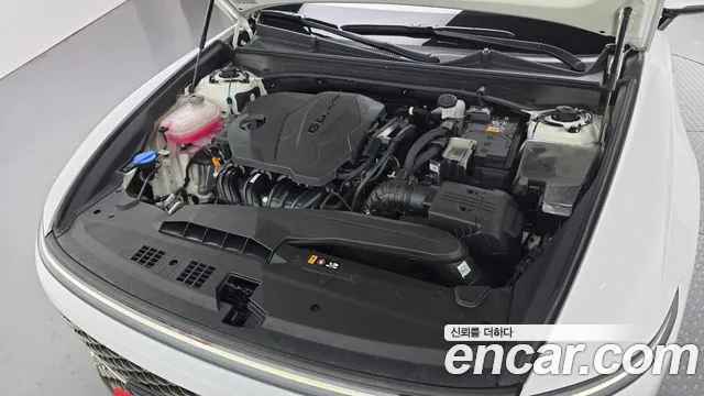 Hyundai Grandeur GN7 — Фото автомобиля 6