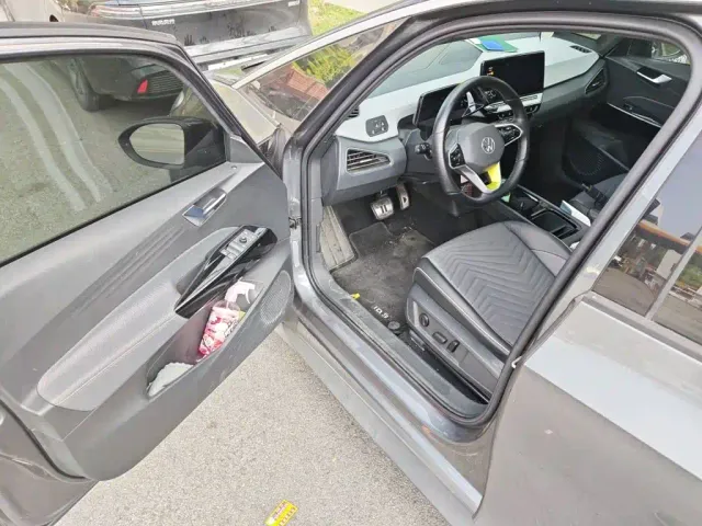 Volkswagen ID.3 — Фото автомобиля 12
