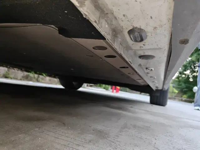 IM Motors LS6 — Фото автомобиля 17