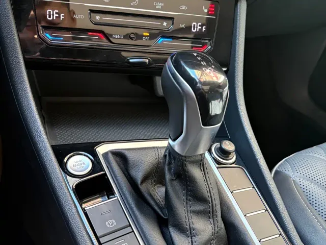 Volkswagen Sagitar — Фото автомобиля 23