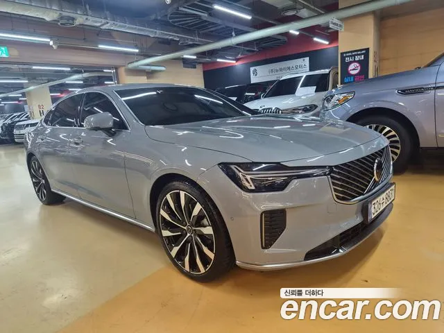 Volvo S90 — Фото автомобиля 3
