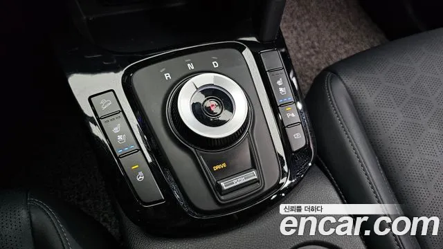 Kia Seltos Бензин 1.6 турбо 2WD — Фото автомобиля 8