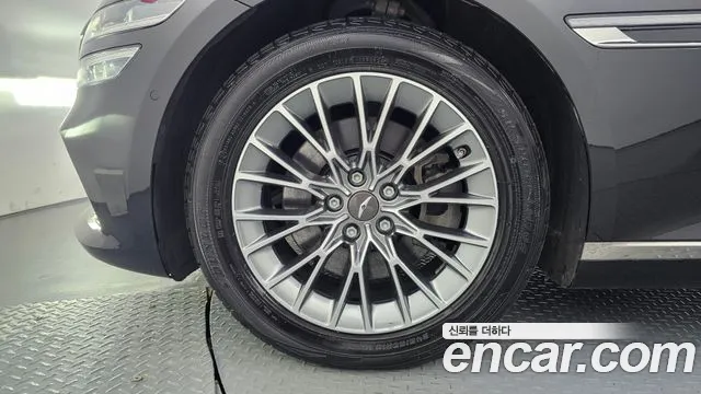 Genesis G80 Бензин 2.5 турбо AWD — Фото автомобиля 5