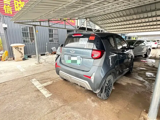 QQ New Energy Little Ant 2022 Sweet Pink Edition Half Sugar Version NCM Lithium 30kW 301km — Фото автомобиля 9