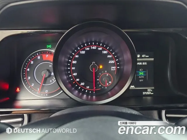 Hyundai Avante CN7 — Фото автомобиля 8