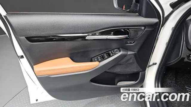 Kia Seltos Новый Seltos Бензин 1.6 турбо 2WD — Фото автомобиля 24