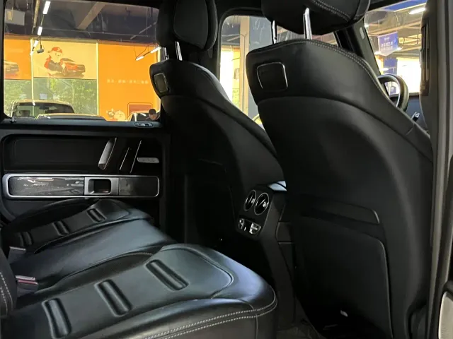 Mercedes-Benz G-Class — Фото автомобиля 7