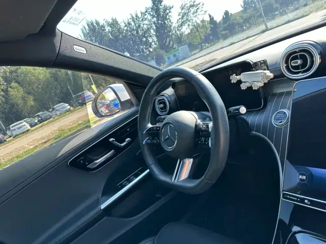 Mercedes-Benz C-Class — Фото автомобиля 17