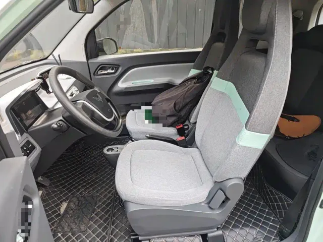 Wuling Hongguang Mini EV — Фото автомобиля 11