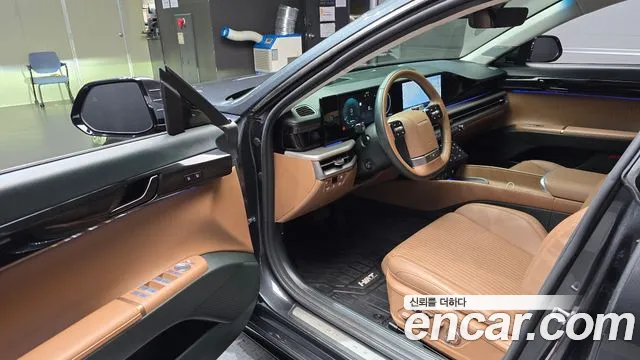Hyundai Grandeur GN7 — Фото автомобиля 15
