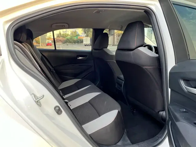 Toyota Corolla — Фото автомобиля 12