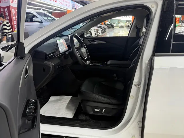 Wuling Starlight — Фото автомобиля 7