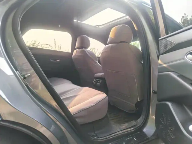 BYD Qin L — Фото автомобиля 8