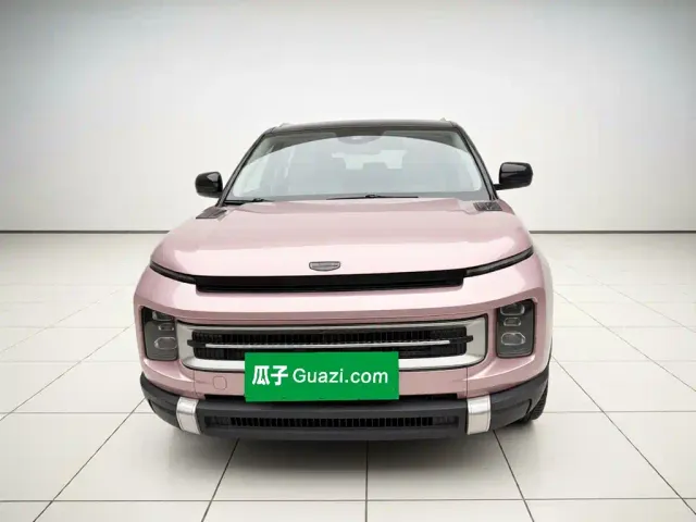 Geely ICON — Фото автомобиля 22