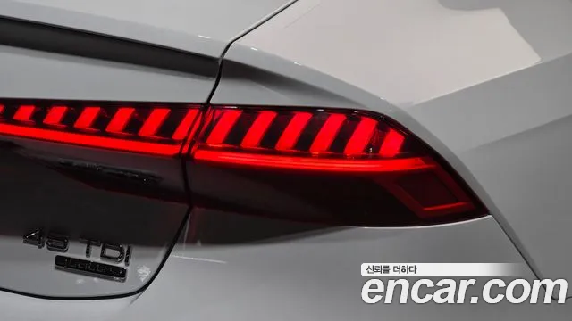 Audi A7 4K — Фото автомобиля 8