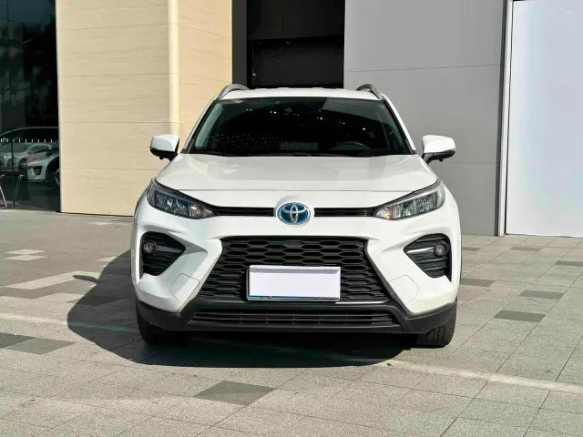 Toyota Wildlander — Фото автомобиля 2