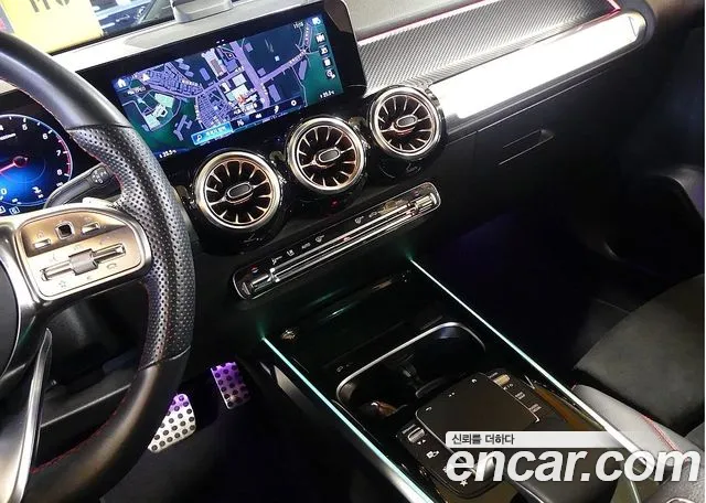 Mercedes-Benz GLB-Class — Фото автомобиля 12