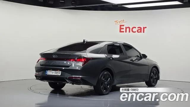 Hyundai AVANTE Avante (CN7) — Фото автомобиля 2