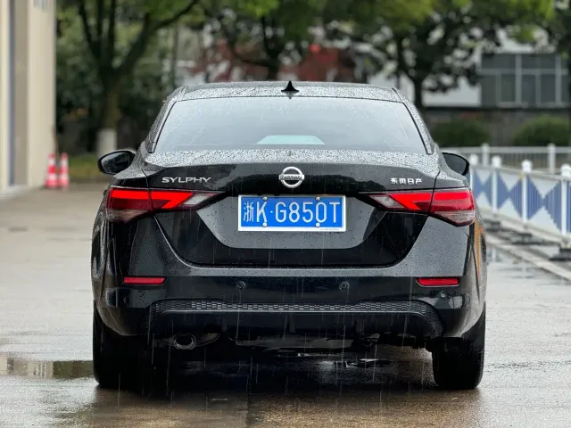 Nissan Sylphy — Фото автомобиля 5