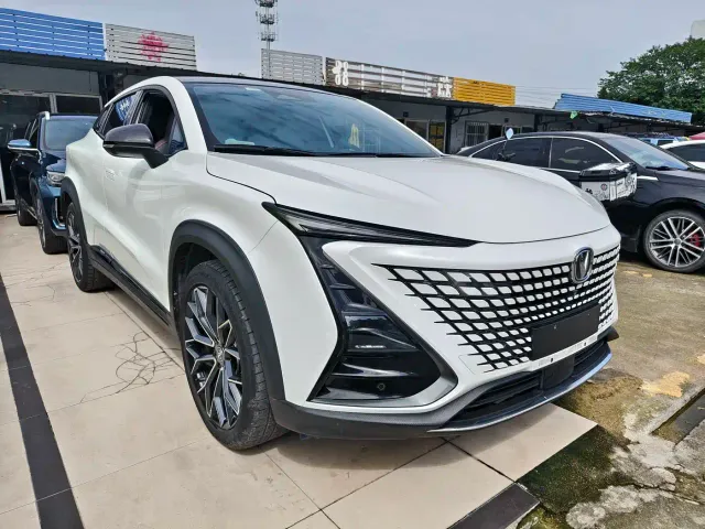 Changan Changan UNI-T 2022 1.5T Premium — Фото автомобиля 3