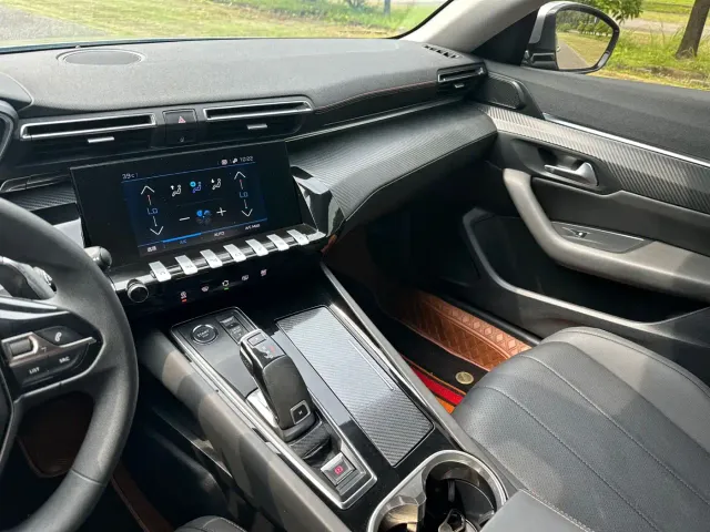 Peugeot 508 — Фото автомобиля 6