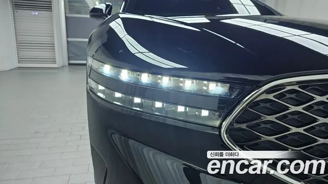 Genesis G90 Бензин 3.5 турбо AWD — Фото автомобиля 20