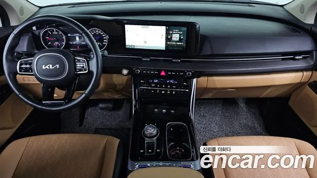 Kia Carnival — Фото автомобиля 7