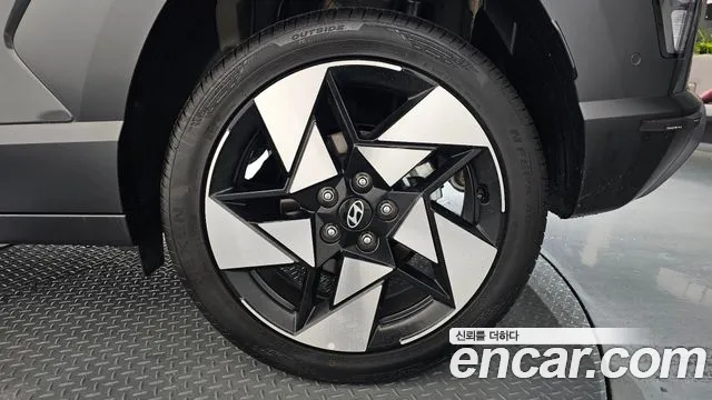 Hyundai Kona Kona (SX2) Бензин 1.6 турбо 2WD — Фото автомобиля 18
