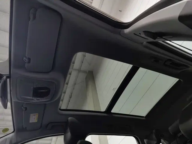 Chery Tiggo 8 — Фото автомобиля 14
