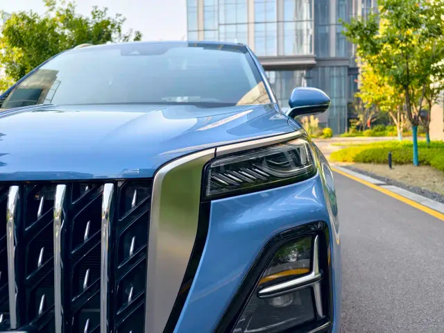Hongqi HS5 — Фото автомобиля 4