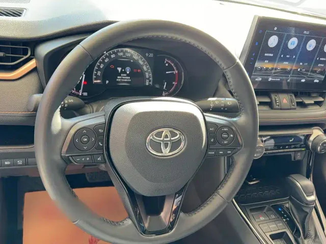Toyota Wildlander — Фото автомобиля 2