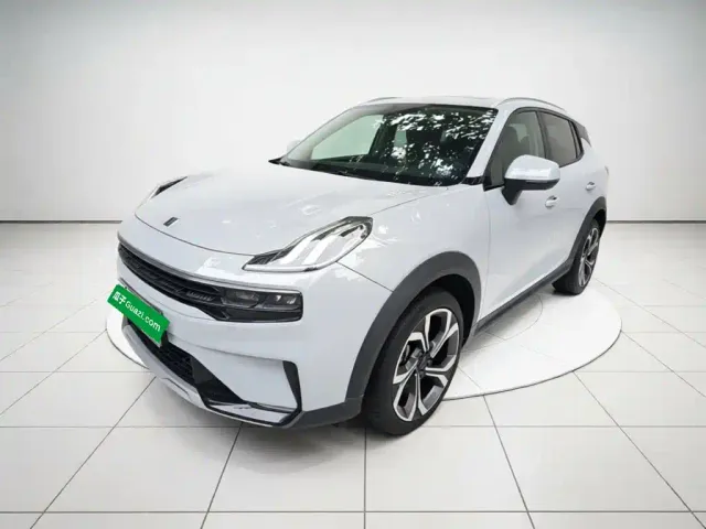 Фотография автомобиля — Lynk & Co 06 EM-P