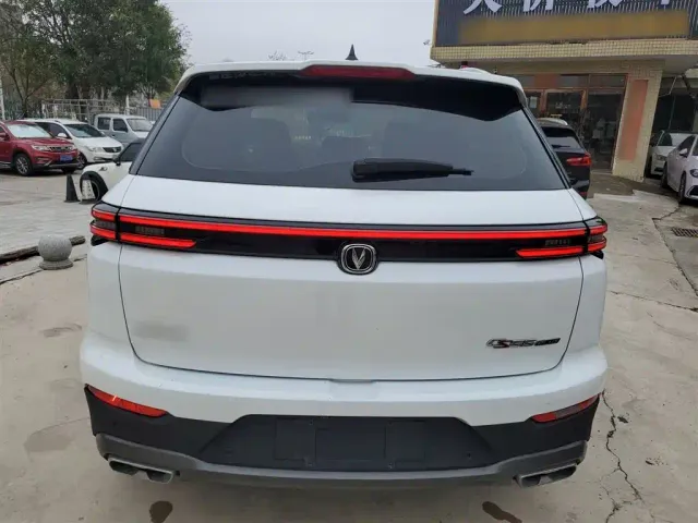 Changan CS55 Plus — Фото автомобиля 3