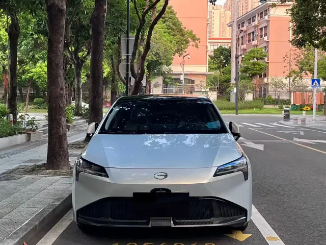 GAC Aion S Plus — Фото автомобиля 2