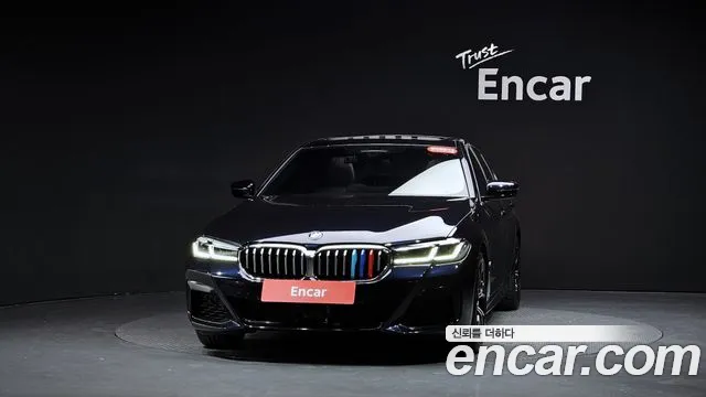 BMW 5 Series G30 — Фото автомобиля 3