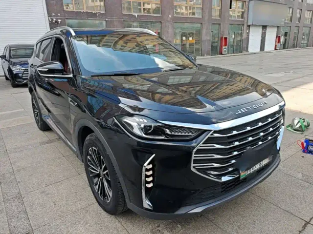 Jetour X70 Plus — Фото автомобиля 3