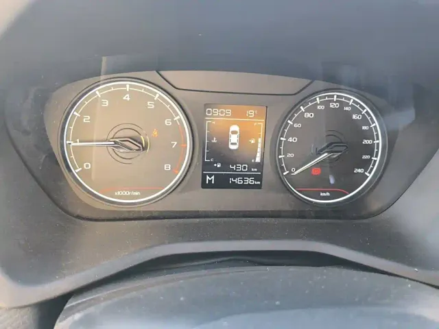 Geely Emgrand — Фото автомобиля 13