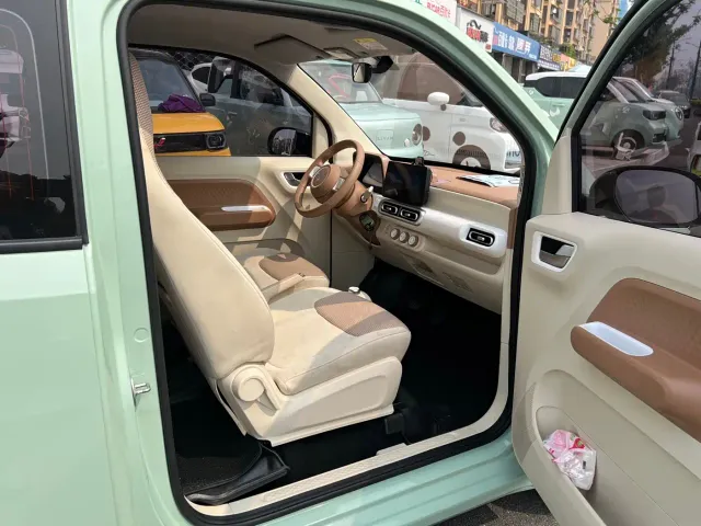 Wuling Hongguang Mini EV — Фото автомобиля 7