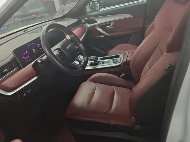 Jetour X70 Plus — Фото автомобиля 9