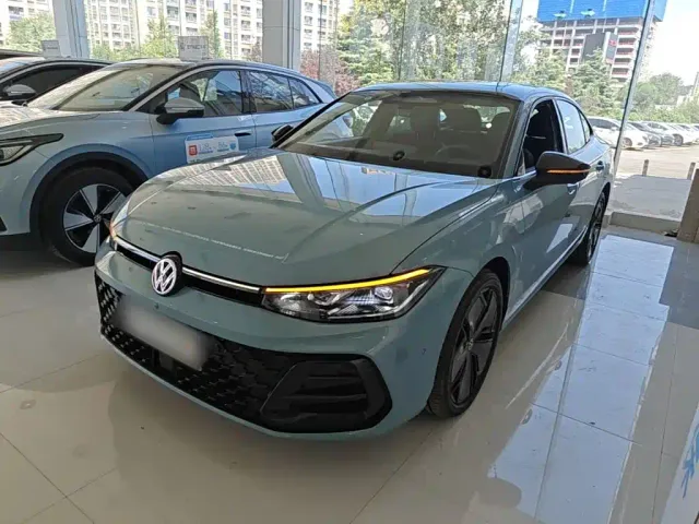 Фотография автомобиля — Volkswagen Passat