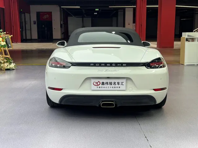 Porsche 718 — Фото автомобиля 13